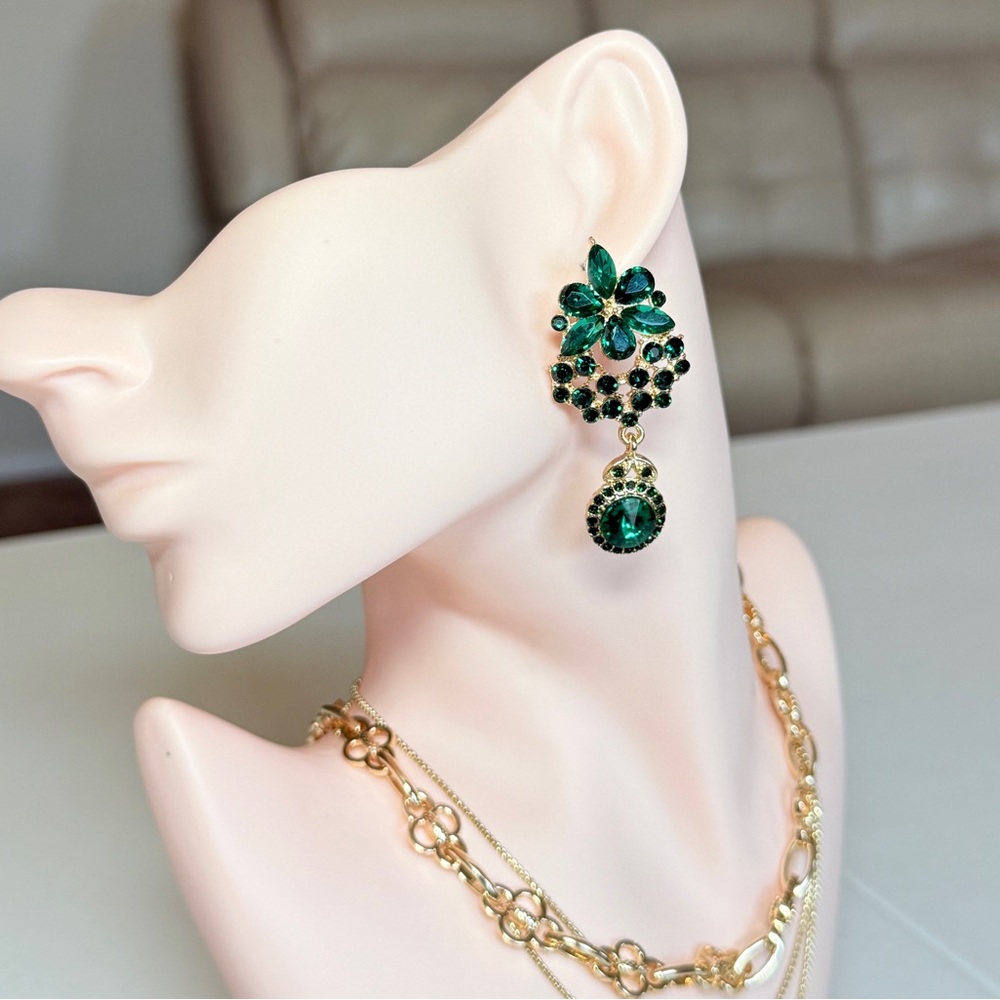 Gold-Tone Green Crystal Drop Earrings - Elegant Women Jewelry